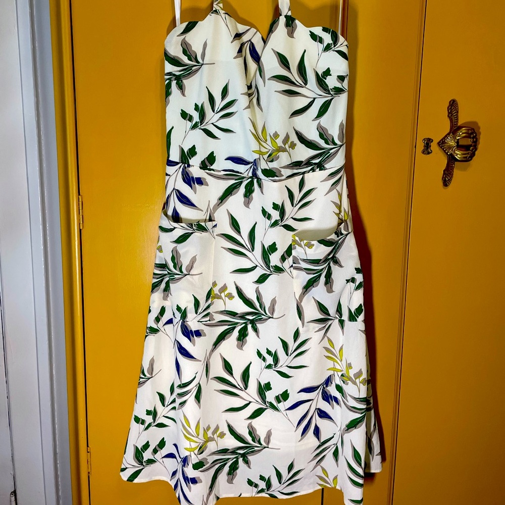 Floral dress with pockets